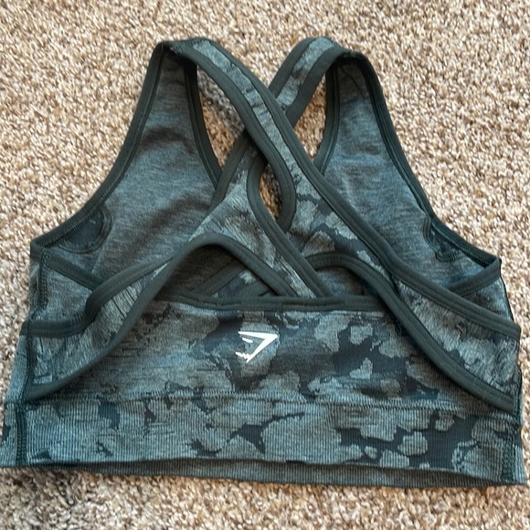 Gymshark Camo Sports Bra - Picture 2 of 3